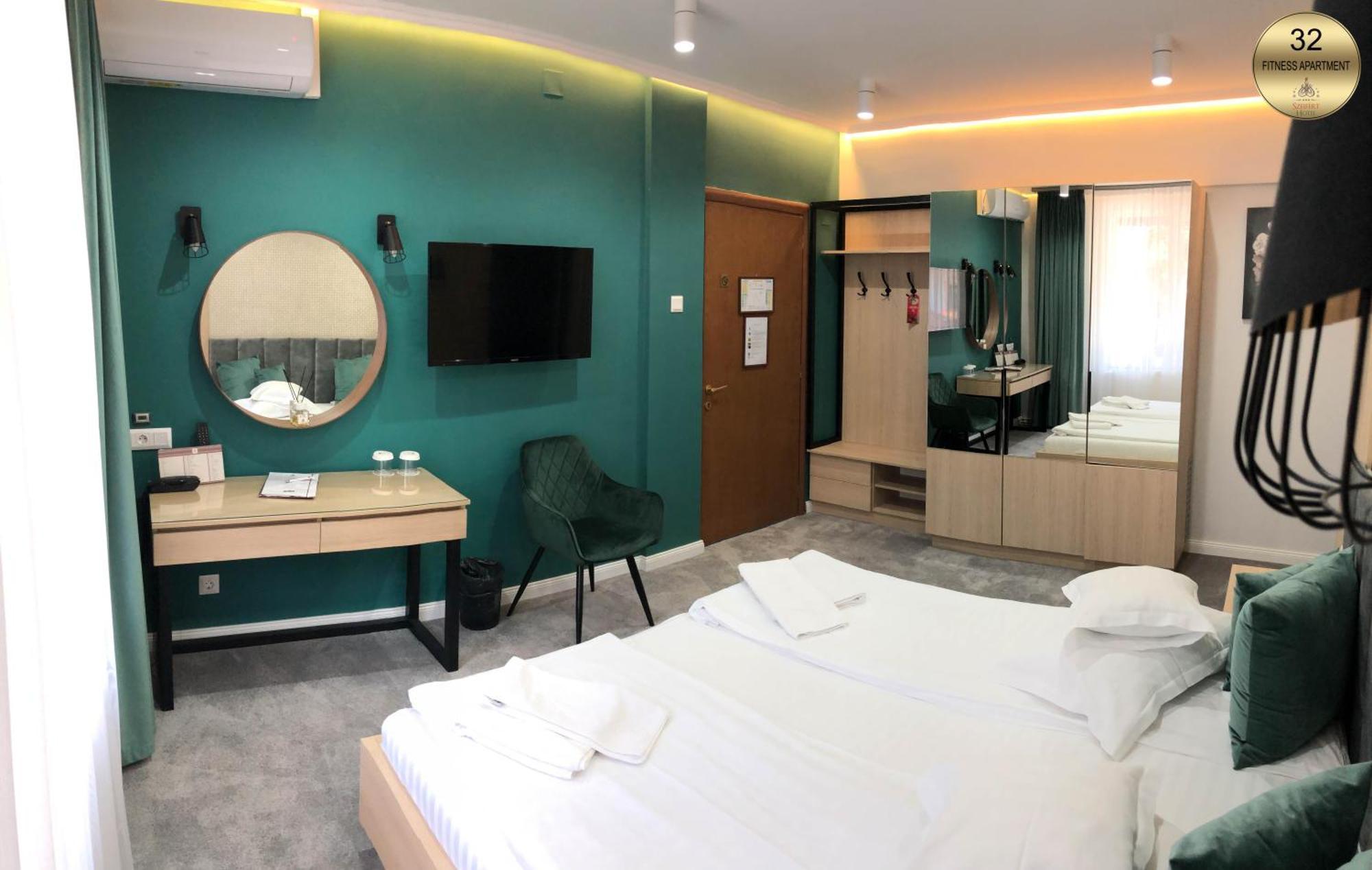 Hotel Szeifert Совата Экстерьер фото